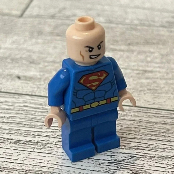 LEGO 76028 DC Justice League Darkseid SUPERMAN Jumper Minifigure Reversible - Picture 3 of 3